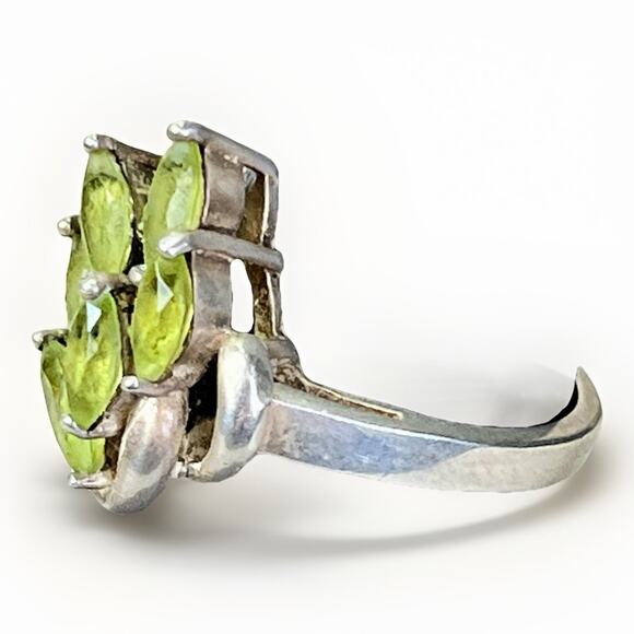 Vintage Sterling Silver Peridot Marquise Cluster Cocktail Ring Size 6 - Picture 3 of 14